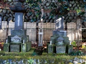 小栗忠順父子の供養墓